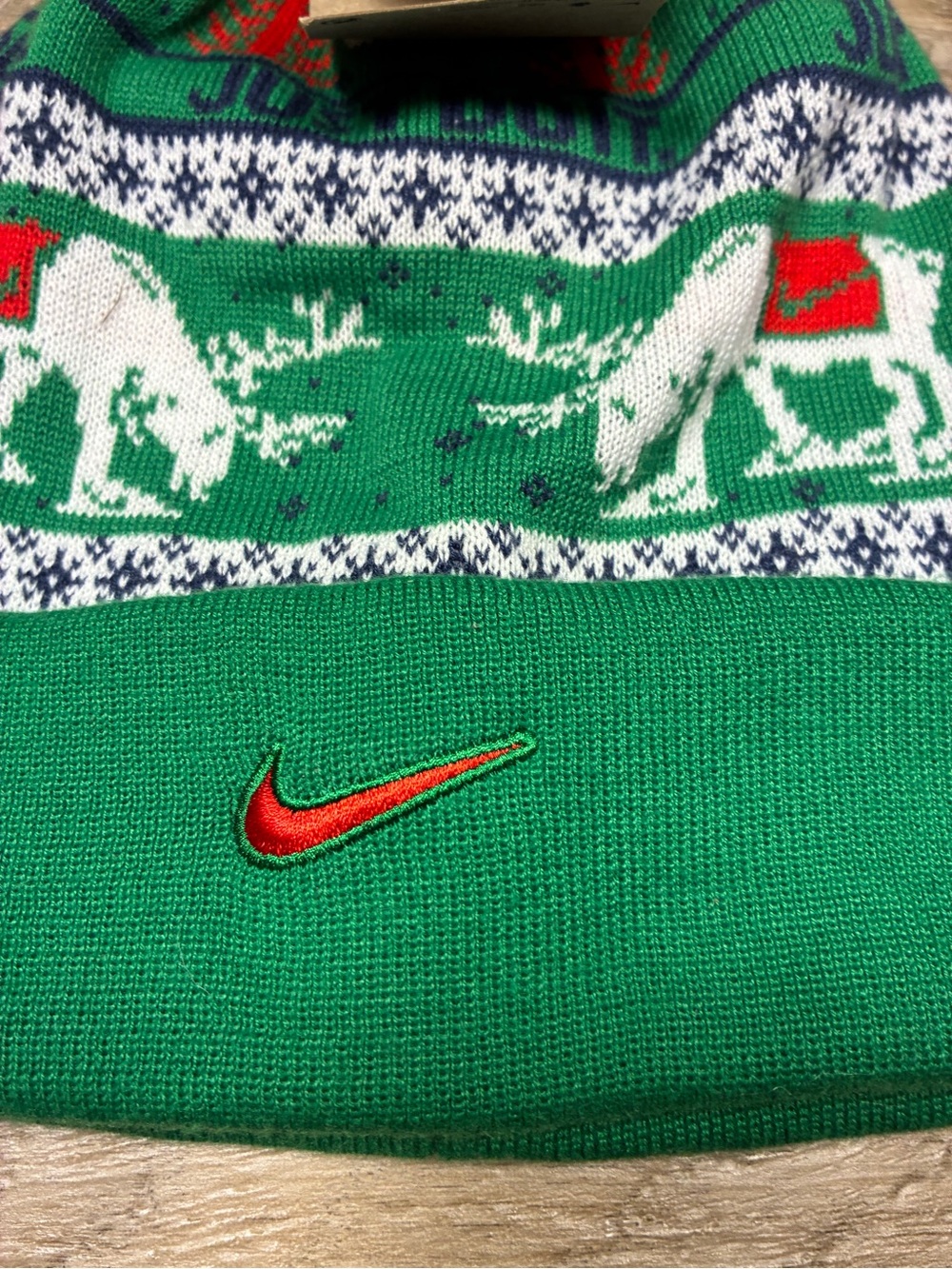 NIKE Peak Winter Wonderland Beanie Pom Pom Dear Holiday Knit Hat - Picture 8 of 12